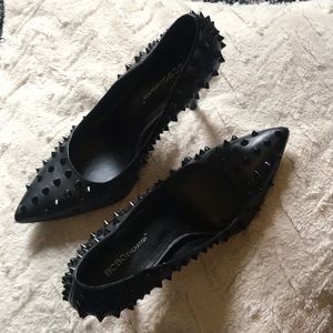 matte black pumps with spikes